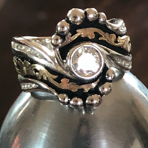 Bob Berg Jewelry - 🆕 STUNNING Bob Berg inset Round CZ 10K Scroll 925